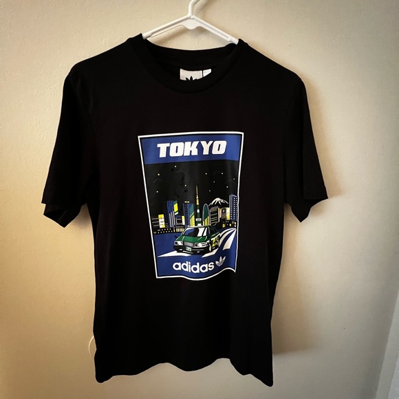 大人気 売切れ前に adidas TOKYO KATAKANA T-SHIRT デザインGOOD adidas TOKYO KATAKANA LONG SLEEVE T-SHIRT ホワイト
